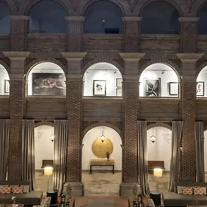 4* Hotel De